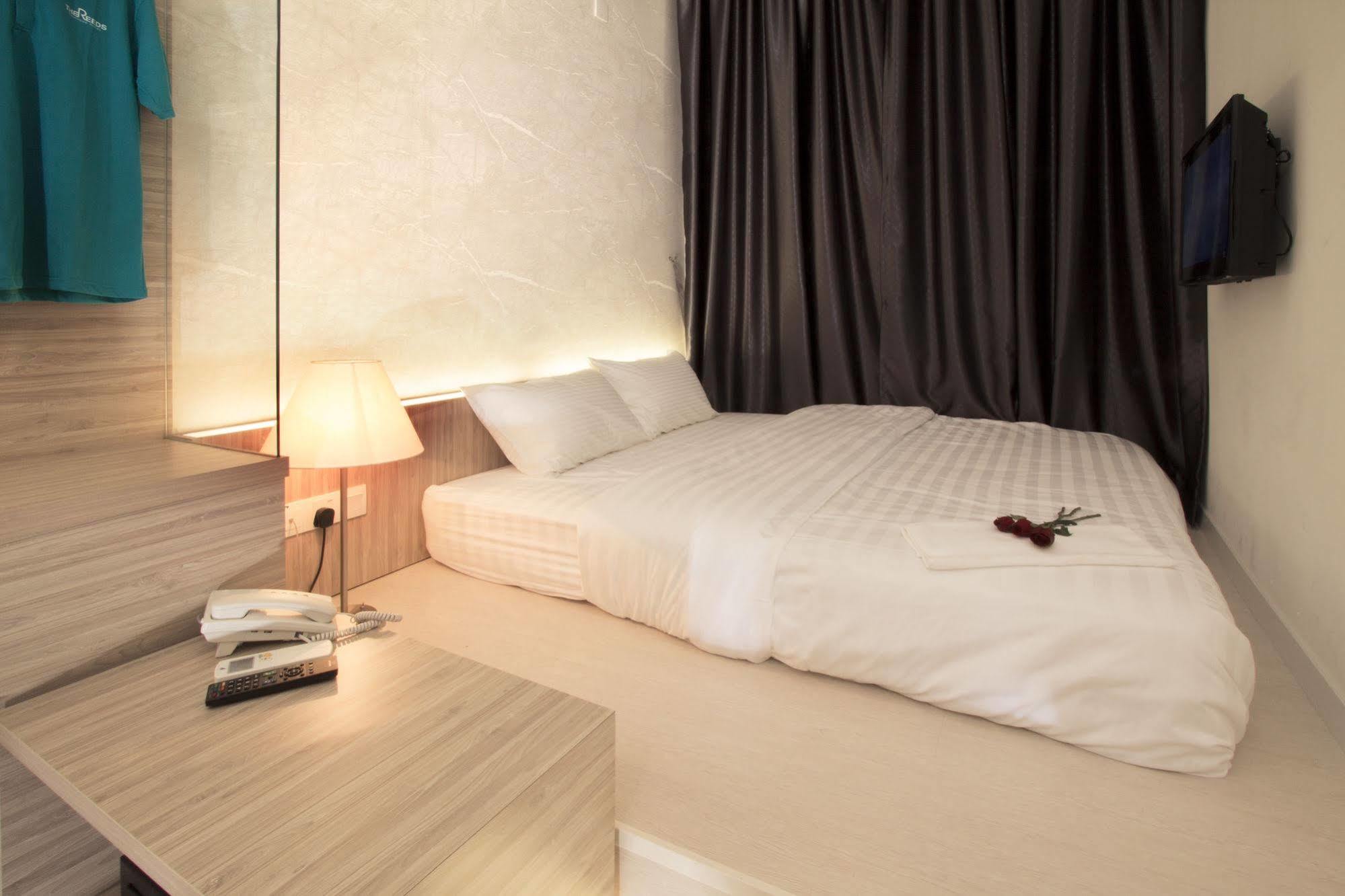 Hotel Oyo 127 The Reeds