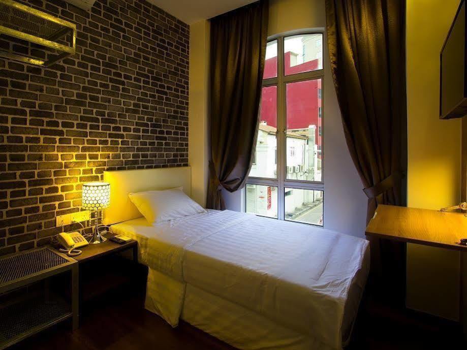 Oyo 127 The Reeds Hotel Kuala Lumpur