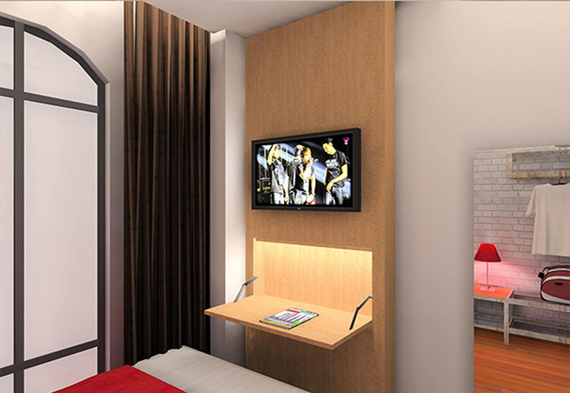 Oyo 127 The Reeds Hotel 2*