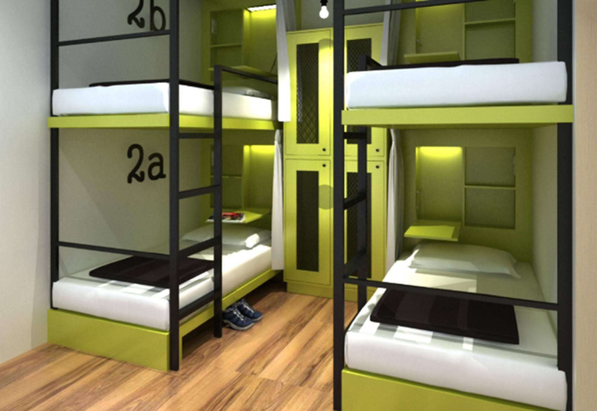 Hotel Oyo 127 The Reeds 2*
