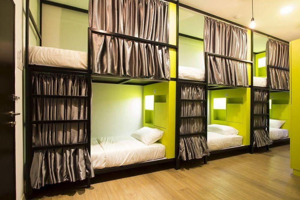 Oyo 127 The Reeds Hotel