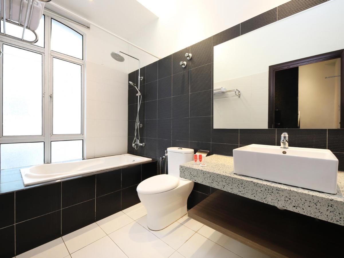 Hotel Oyo 127 The Reeds Kuala Lumpur