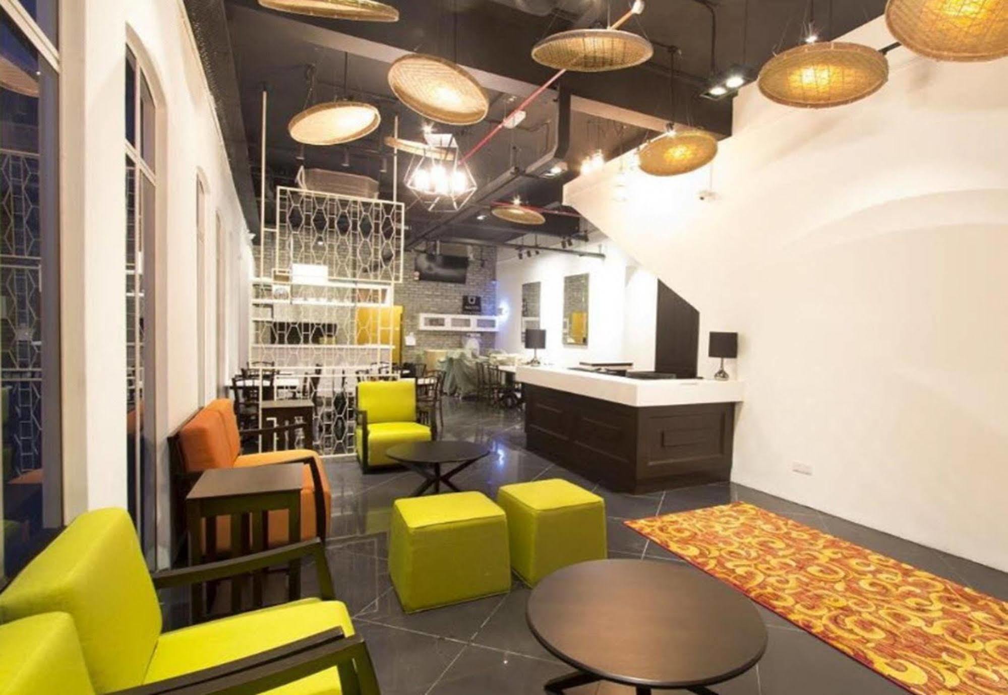 Oyo 127 The Reeds Hotel Kuala Lumpur